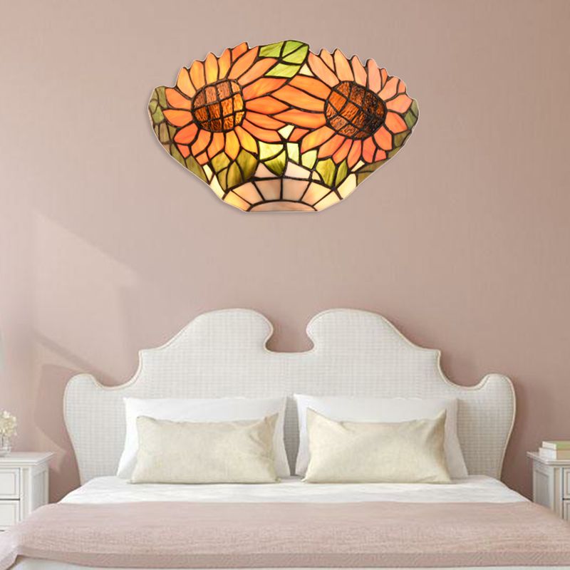 Rustic Style Orange Wall Sconce Sunflower Stained Glass 1 Light Wall Light for Restaurant