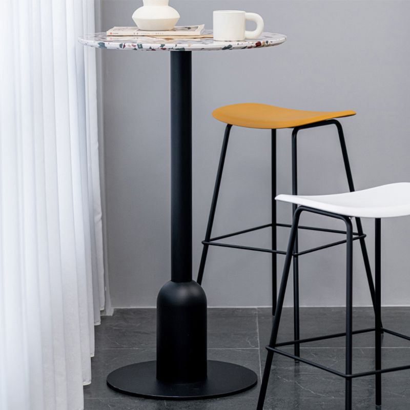 Industrial Bar Dining Table Fixed Bistro Bar Height Cocktail Table with Metal Base