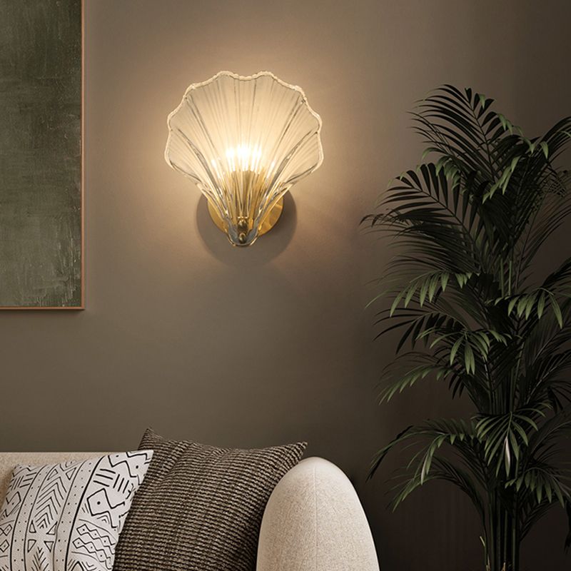 Nordic Style Wall Light Shell Shape Wall Lamp with Glass Shade for Bedroom