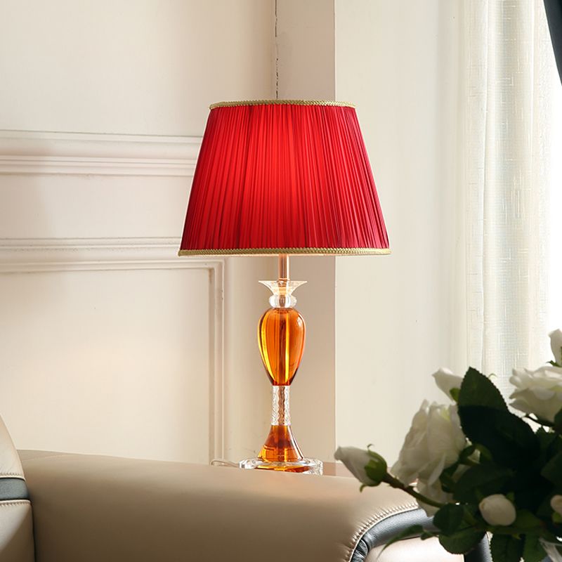 Rode urn basis nachttafelverlichting modernistische 1-head Clear Crystal leeslamp met kegelstofschaduw