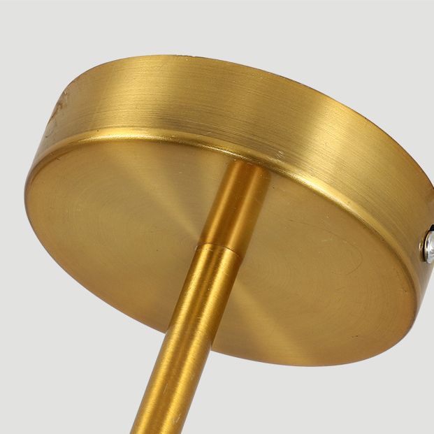 Linee geometriche lampadario in metallo creativo design a lampadina nuda dispositivo di illuminazione moderna in oro elettroplato