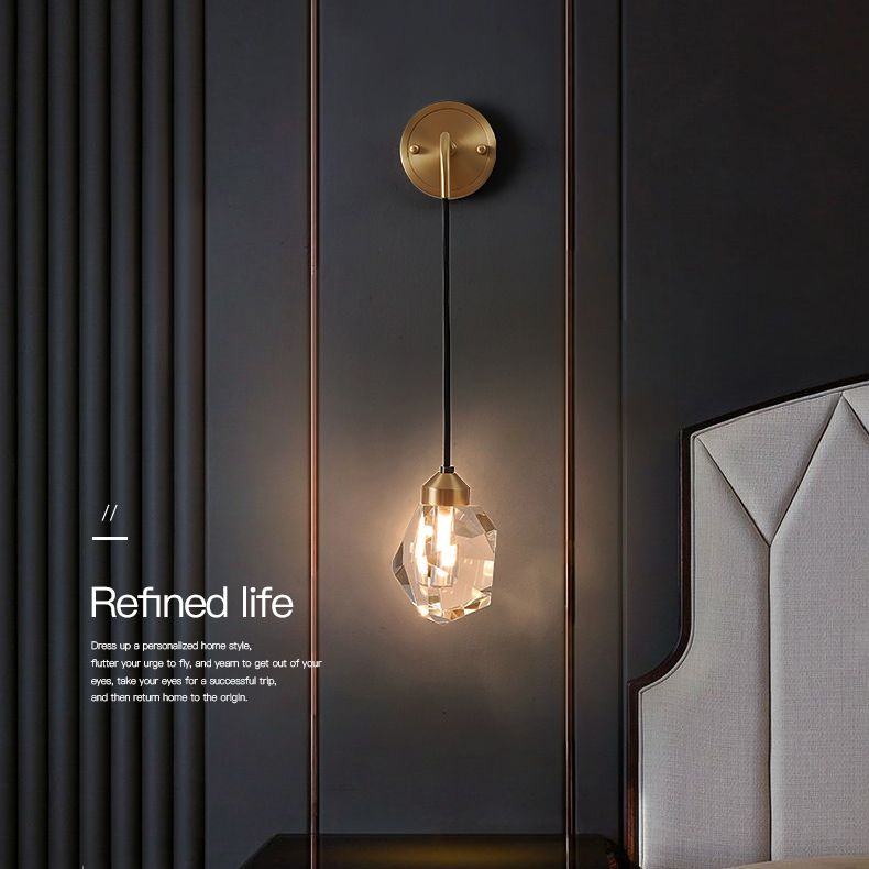 Gold Geometric Hanging Wall Lamp in Modern Luxury Style Copper Wall Sconce with Crystal Shade