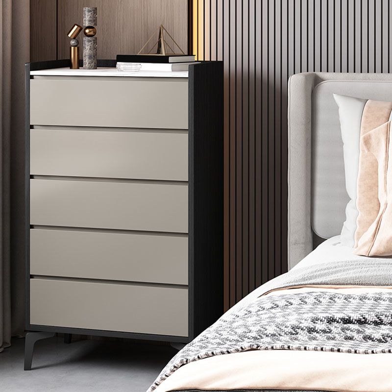 Contemporary Engineered Wood Chest Bedroom Storage Chest in Gray with Drawers