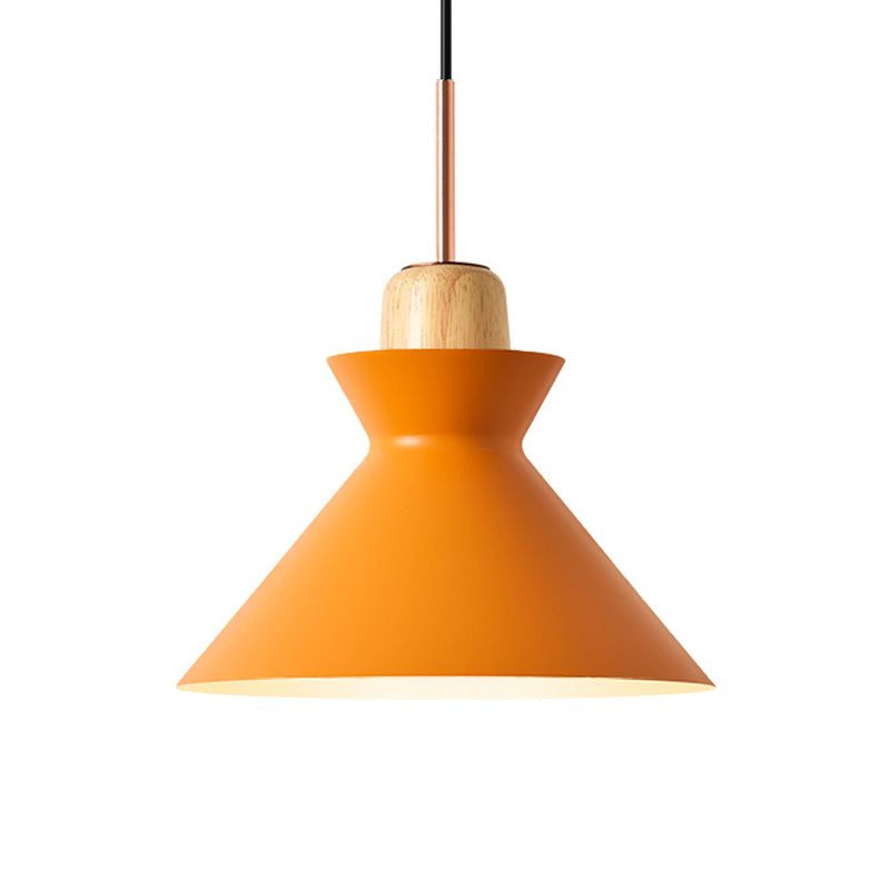 Macaron Lampada a ciondolo a 1 luci a ciondolo Posa/bianco/nero/ciotola/campanello Assiciare il soffitto con tonalità di ferro e tappo in legno