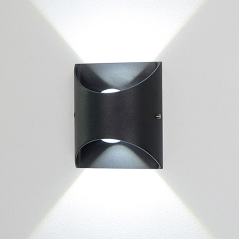 Geometric Shape Wall Lamp Modern Style Metal 2 Lights Sconce in White/Black