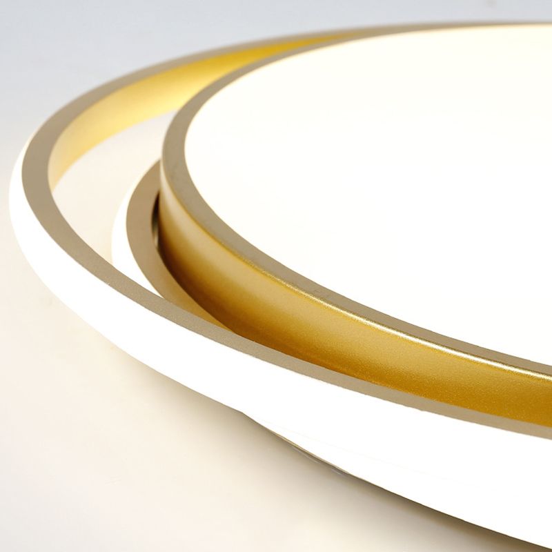 Luz LED circular dorada de montaje empotrado, montaje empotrado de techo de metal minimalista moderno para sala de estar