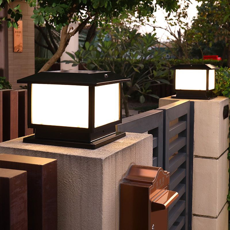 Contemporary Pillar Light Minimalist LED Solar Lighting Fixture for Garden