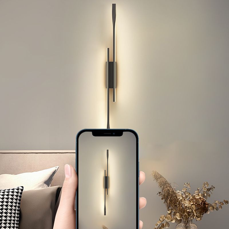 Contemporary Metal Wall Light Straight LED Wall Sconce for Living Room