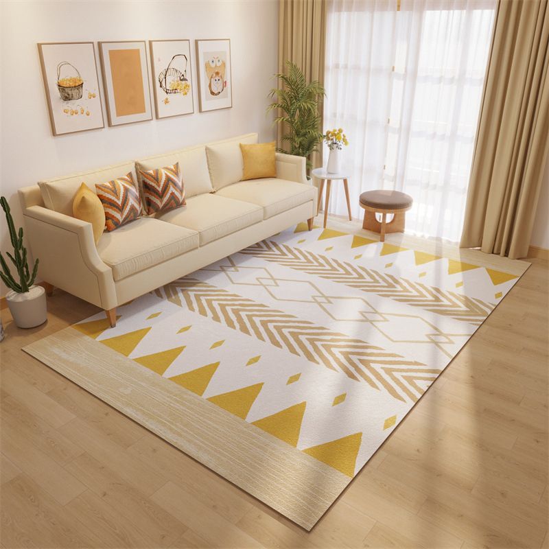 White Nordic Carpet Polyester Graphic Carpet Stain Resistant Carpet for Living Room