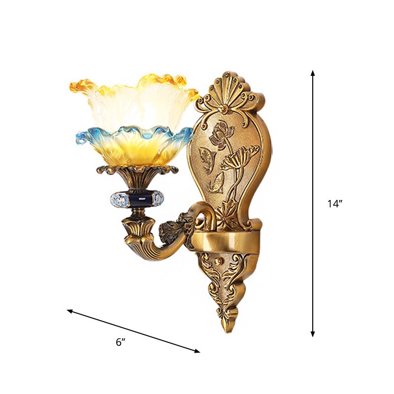 1/2-Light Wall Mount Light Fixture Retro Dining Room Sconce with Layered Ruffle Frosted Glass Shade in Brass