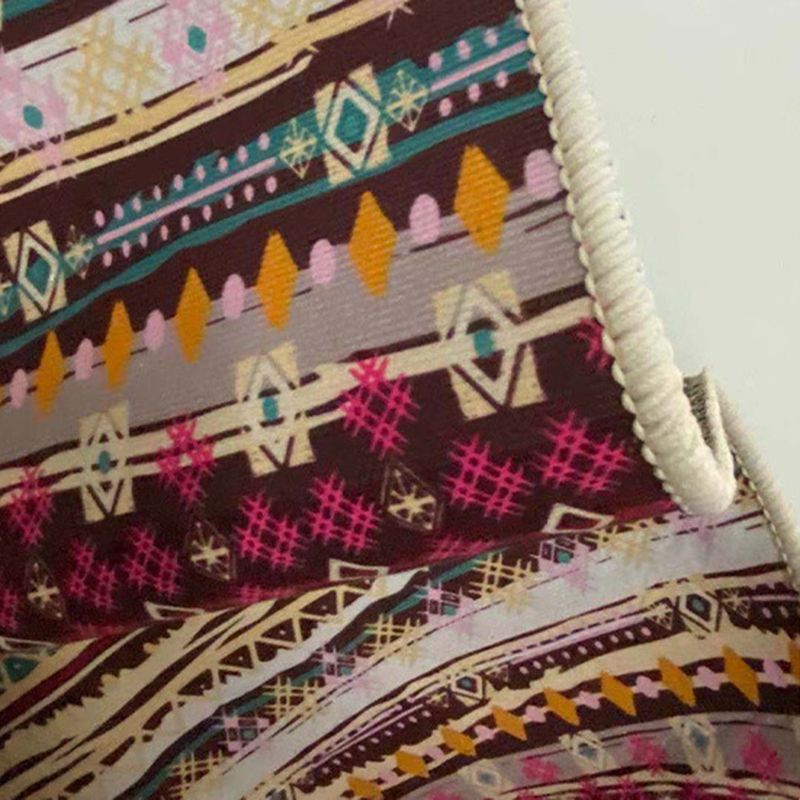 Gold Casual Carpet Polyester Graphic Carpet Stain Resistant Carpet for Home Decoration