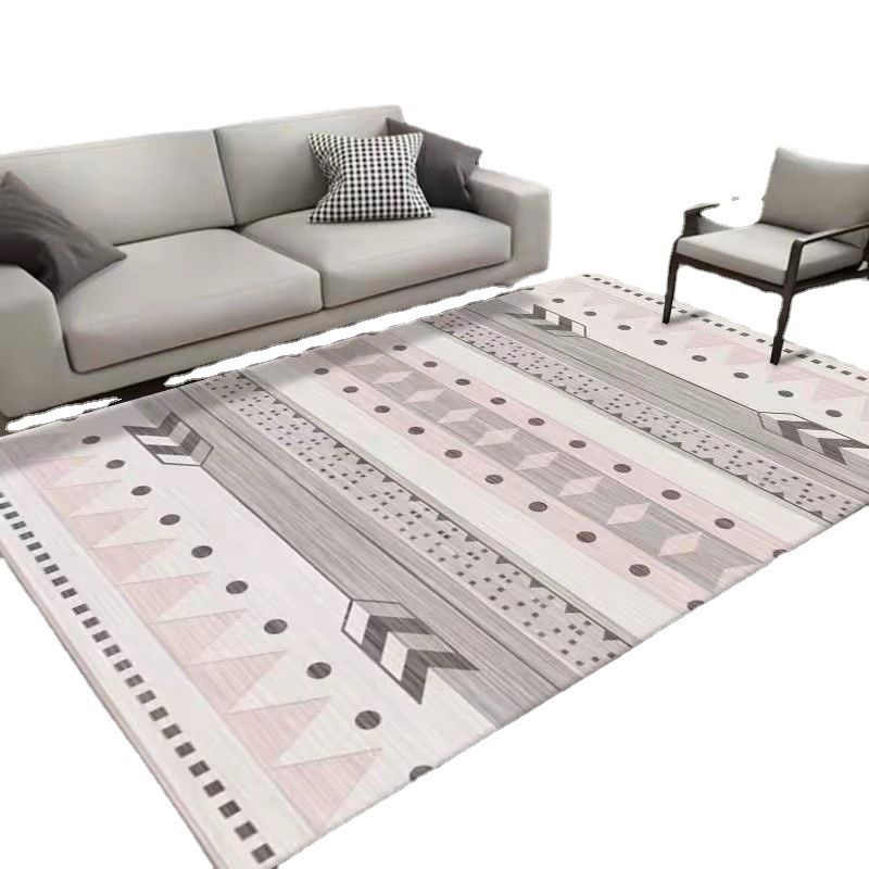 Beige Traditional Rug Polyester Graphic Rug Stain Resistant Rug for Living Room