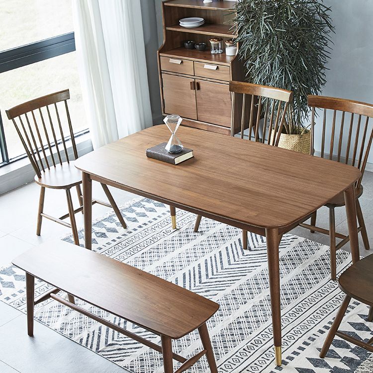Traditionele luxe rechthoekige eettafel Rubberhouten eettafel met 4 poten