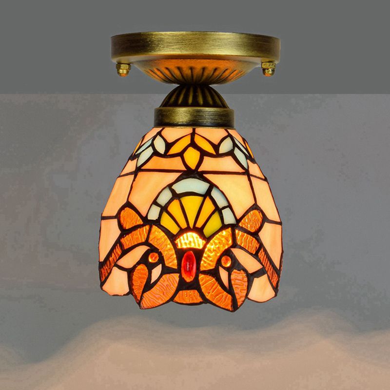 Plafonnier semi-encastré ombré Tiffany à une ampoule en verre teinté