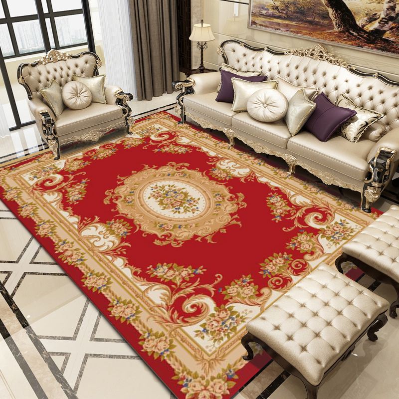 Red Luxury Carpet Polyester Graphic Carpet Washable Carpet for Home Decoration