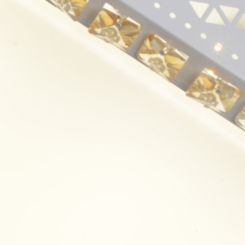 White Ceiling Light Fixture Modernism LED Flush Mount for Bedroom