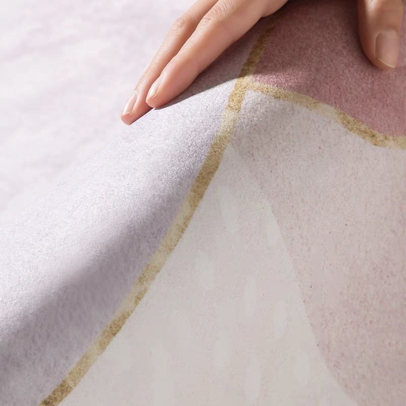 Light Luxury Irregular Carpet Area Rug Polyester Stain Resistant Rug for Home Decoration