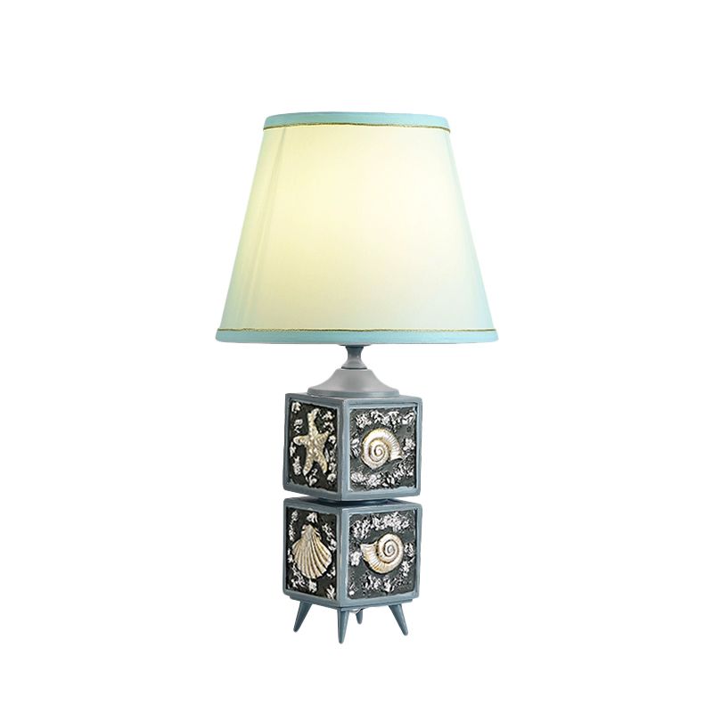 Lampada da comodino Conch Cubic per camera da letto Lampada da lavoro moderna in resina a 1 luce con paralume in azzurro/azzurro