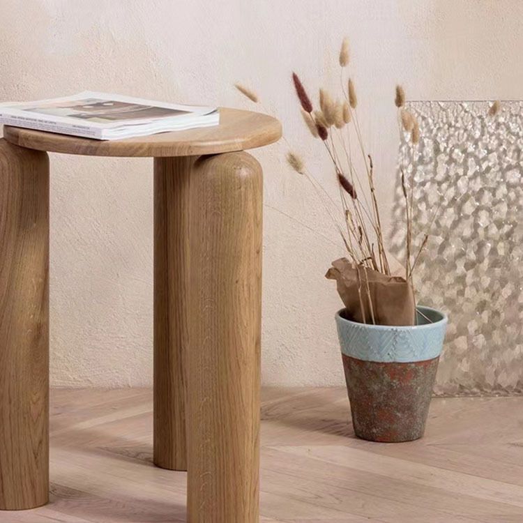 Nordic Side Table Round Solid Wooden End Table with Three Legs