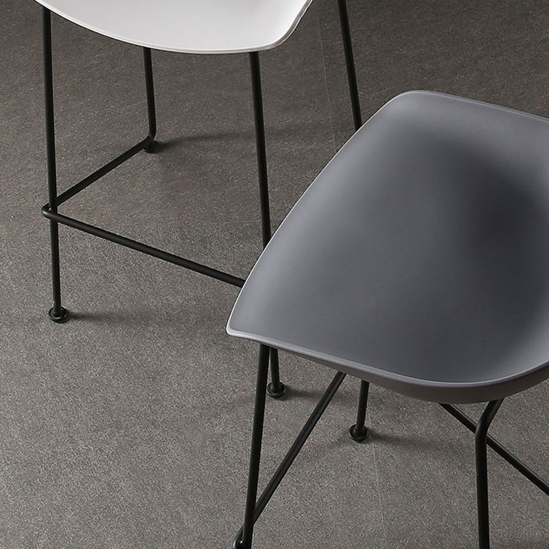 Armless Plastic Counter Height Bar Stool Indoor Modern Stool for Living Room