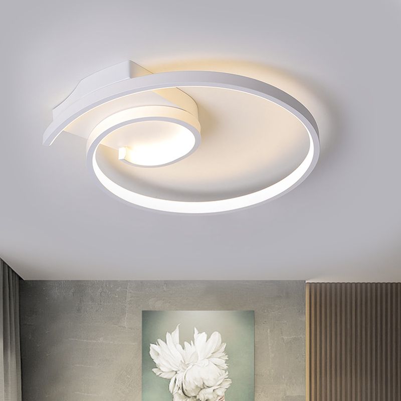 Lámpara empotrada LED rizada, iluminación de techo minimalista de metal blanco/negro con luz blanca/cálida, 16,5"/20,5" de ancho