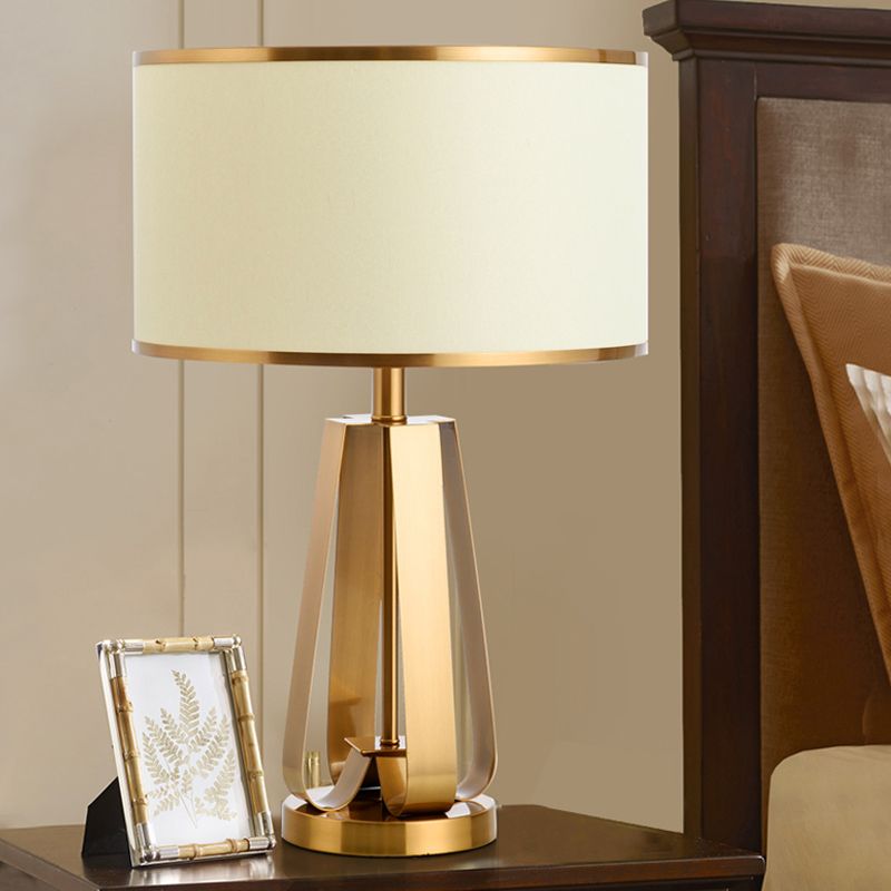 Stoff Drum Tischlampe Moderne 1 Kopf Gold Lesebuchbuch mit Metallbasis