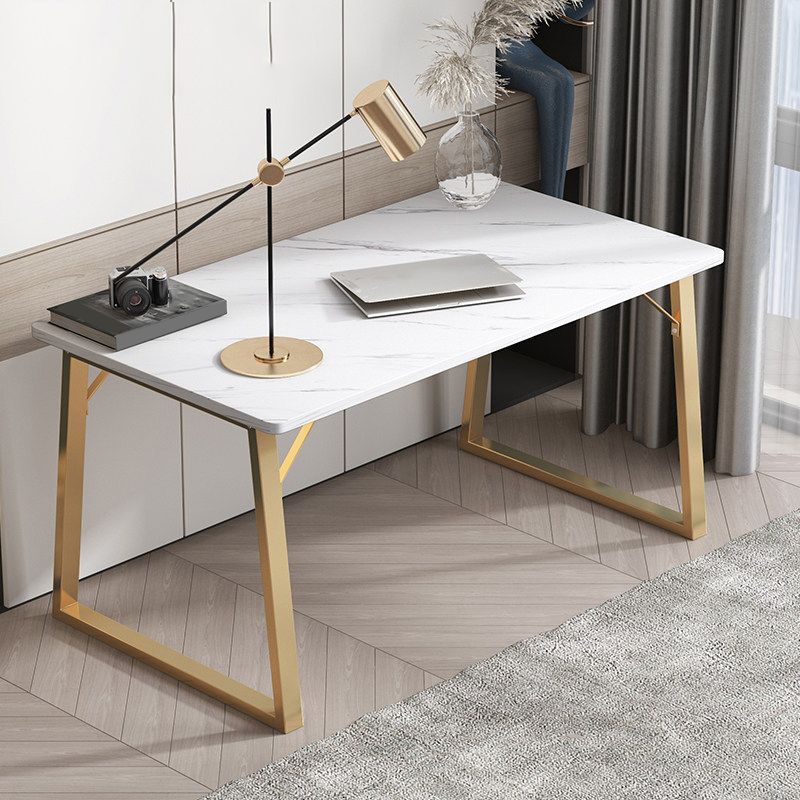 Manufactured Wood Office Desk Rectangular Matte Finish Writing Desk for Home and Office