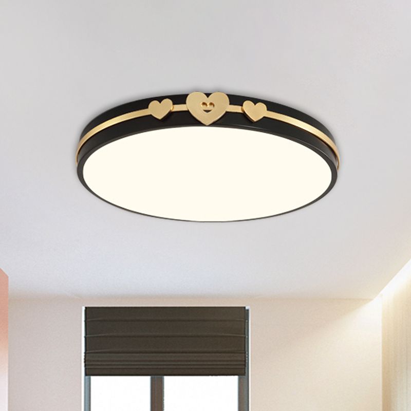 Noordse cirkelvormige spoellamp Acryl LED Slaapkamer Spoelverlichting in wit/zwart/grijs met goud liefdevolle hart deco