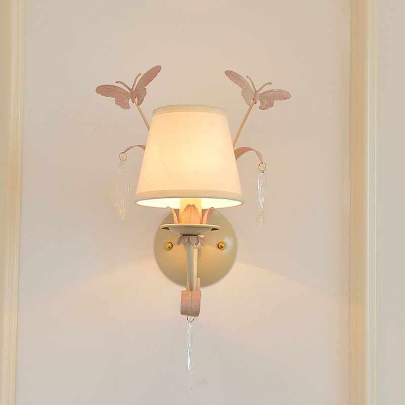 1 Glühbirne konische Wandlampe modernistische Metall- und Kristallleuchten mit/ohne Schatten im weißen Finish