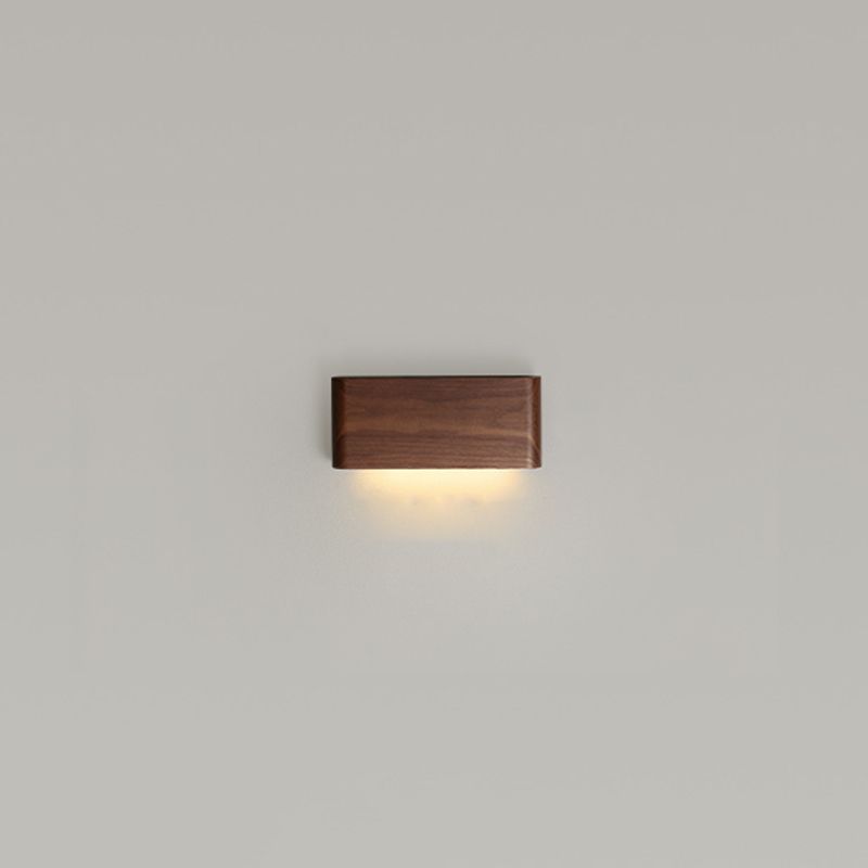 Modern Metal Wall Sconce Linear Shape Wall Light with PC Shade for Bedroom