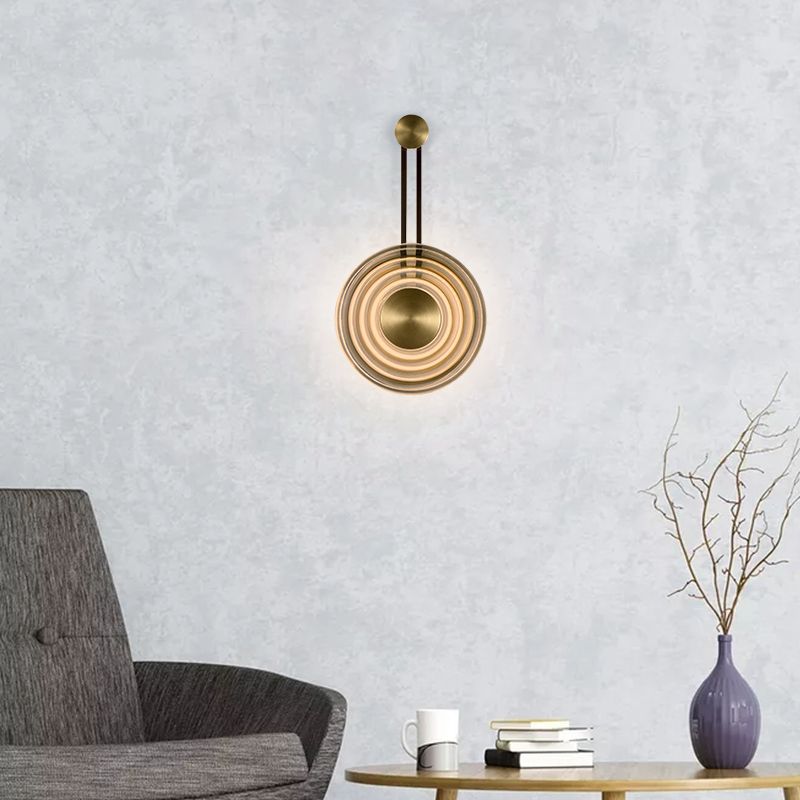 Round Shade Metal Wall Sconce Modern Style Single Light Wall Lighting Fixtures in Amber