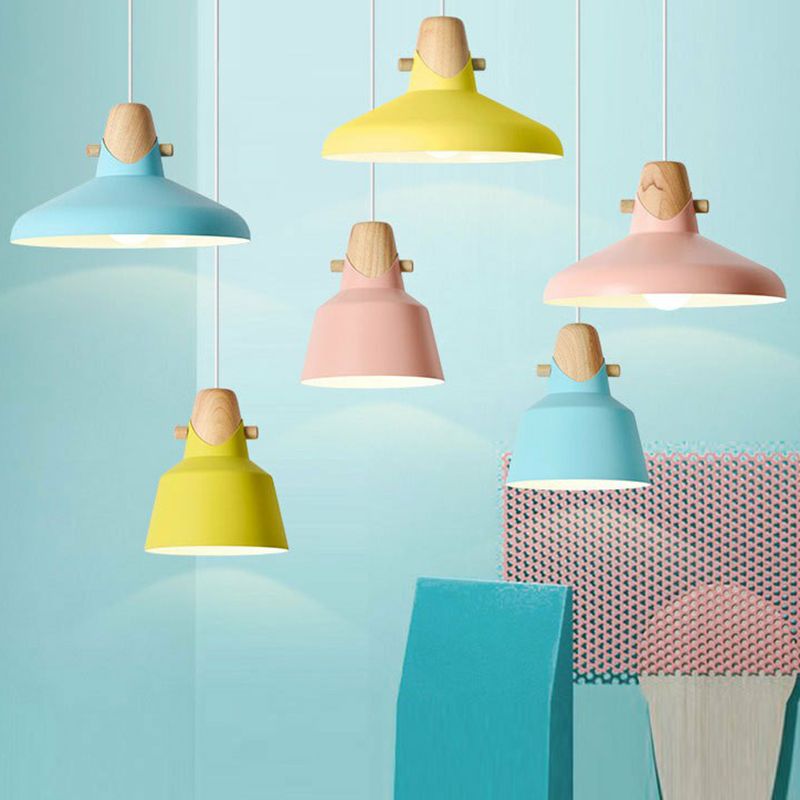 Restaurant effilé Plafond Light Metal Metal 1 Bulbe Macaron Pendant Lumière avec décor en bois