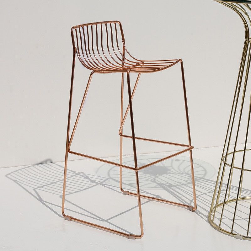 Tabourets de comptoir en acier de style moderne avec repose-pied et tabouret de bar à thé de lait de lait 30 pouces