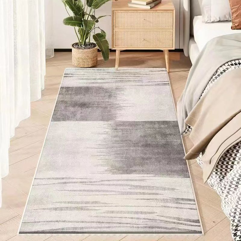 Gray Casual Rug Polyester Feather Rug Stain Resistant Rug for Drawing Room