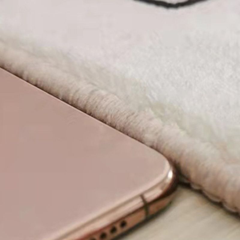 Hellgelber nordischer Teppich, Polyester-Farbstück, waschbarer Teppich für Heimdekoration