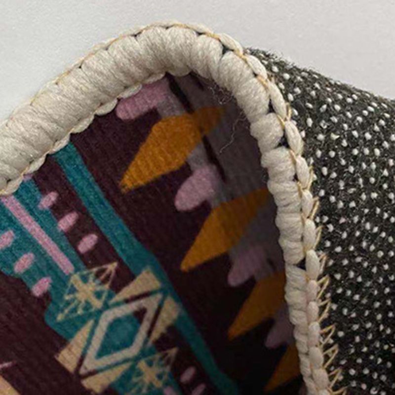 Light Grey Modern Carpet Polyester Graphic Carpet Washable Area Carpet for Living Room