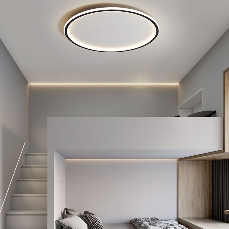 Circular Flush Ceiling Light Fixture Modern Metal LED Black Flush Mount Light Fixture