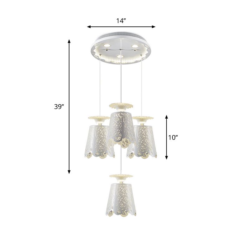 IJzeren geschulpte bekervorm plafondlamp eenvoudig 4 lampen wit cluster hanger licht voor eetkamer