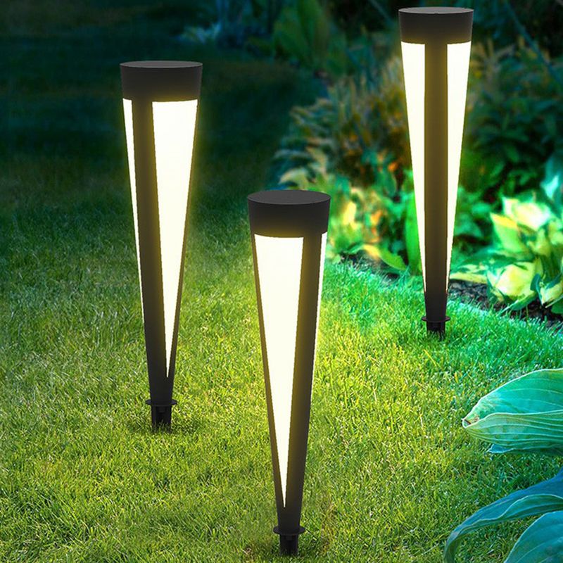 Plastic Tapered Solar Ground Lighting Modern Style Grey LED Stake Lamp for Courtyard