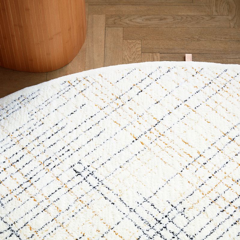 Nordic Decoration Rug Beige Plaid Printed Indoor Rug Polyster Non-Slip Backing Easy Care Area Carpet