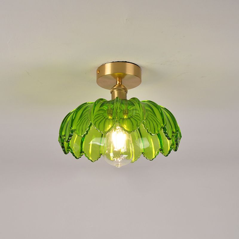 Lampada da soffitto moderna e creativa a forma di loto in rame a 1 luce con montaggio ad incasso