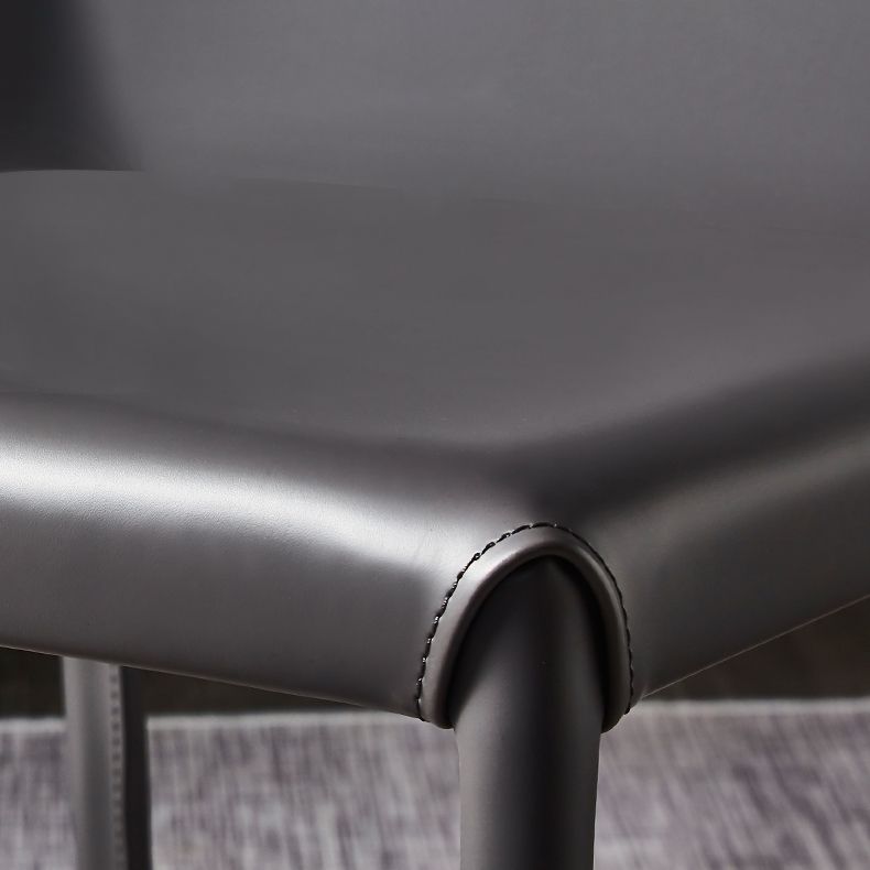 Chaise de maison en cuir de style design, finition mate, chaise d'appoint Parsons pour salle à manger