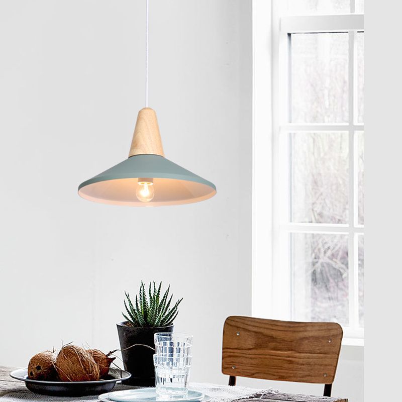 Houten kegel hanglamp in moderne beknopte stijl gelakte ijzeren macaron hangende lamp