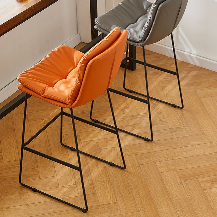 Scandinavian Coffee Shop Footrest Stool Matte Finish PU Leather Barstool