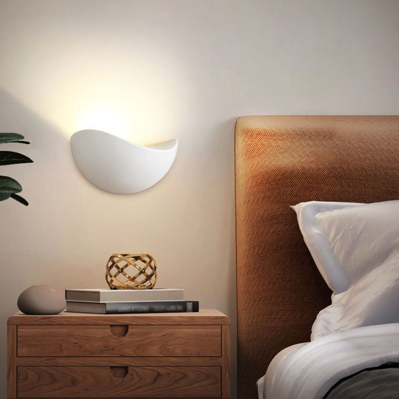 Modern Style Waveform Shape Wall Sconce Metal 1 Light Sconces for Outdoor