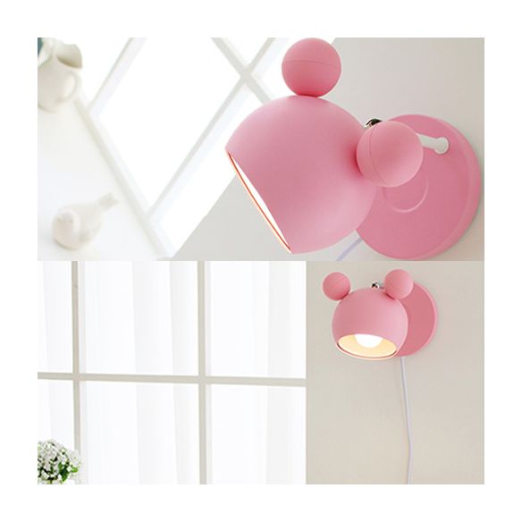 Modern Style Circle Wall Mounted Lamp Metal 1 Light Wall Sconce Lighting for Bedroom