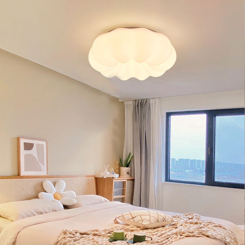 White Acrylic LED Ceiling Light in Modern Simplicity Cloud Shape Flush Mount for Bedroom