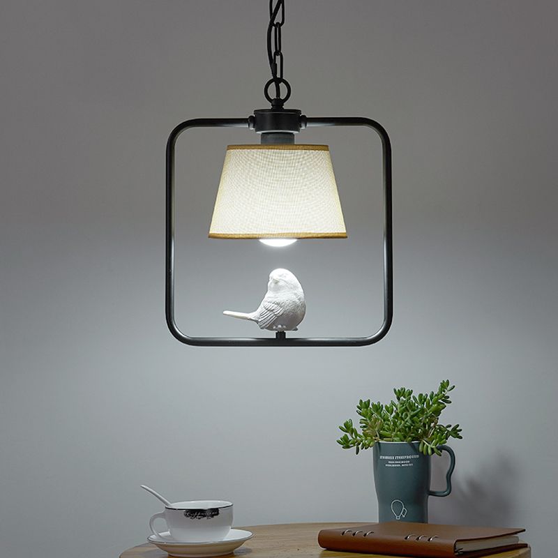 1 Côté Cone Light Pendant Light Light Classic Black / White Tissu Lampe suspendue pour café avec cadre carré et oiseau