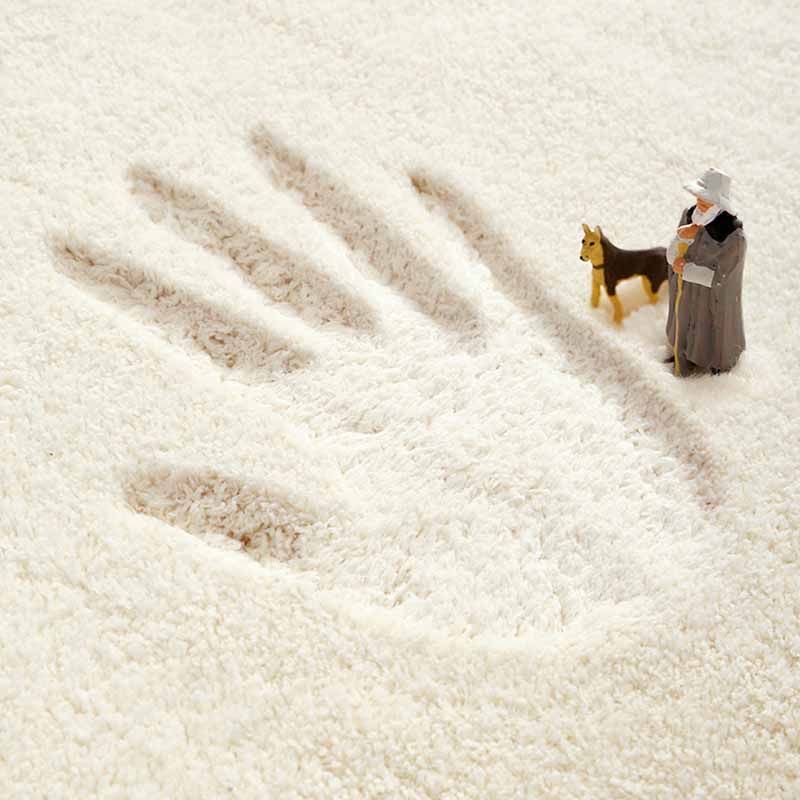 Beige Modern Rug Polyester Solid Color Area Rug Stain Resistant Rug for Living Room