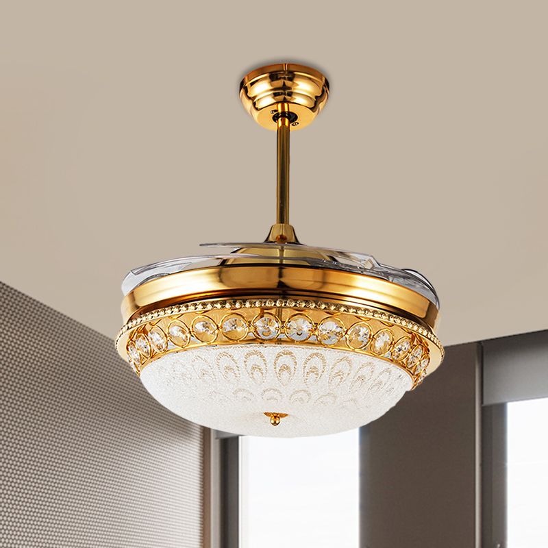 4-Blade strukturierte Glas Kuppel halb Flush einfachen Stil 19 "Breite LED Deckenlüfter Leuchte in Gold